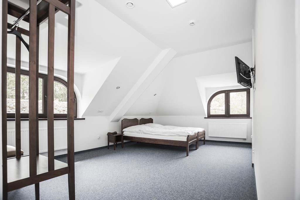 W Starym Mlynie Bed and Breakfast Milicz Exteriör bild